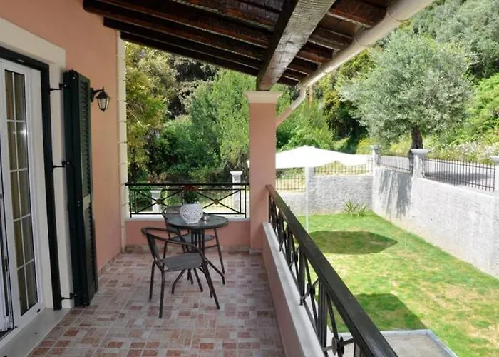 Leo Junior * Áno Korakiána