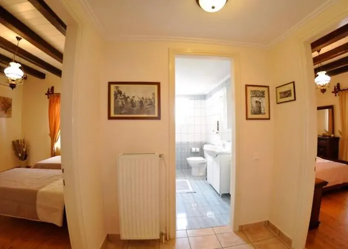 Leo Junior Villa