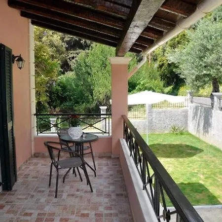 Leo Junior * Áno Korakiána